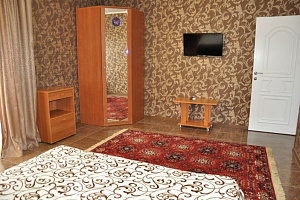 3х-комнатная квартира в мини-гостинице Воина А Шембелиди 10 в Витязево фото 4