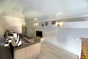 "Двухуровневая" 1-комнатная квартира