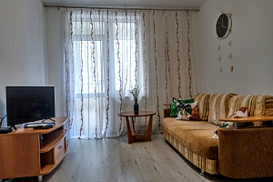 Гостиницы Екатеринбурга с одноместным номером, 1-комнатная Уральская 5 с одноместным номером - цены