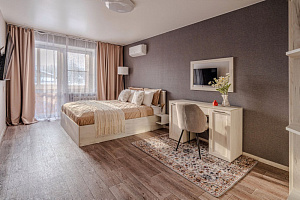 2х-комнатная квартира Максима Горького 28