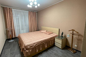 Мотели в Домодедове, 2х-комнатная  Жуковского 14/18 мотель - цены