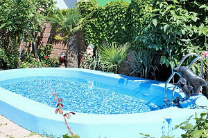 Гостевые дома Алушты с бассейном, "Антариус" с бассейном - забронировать номер