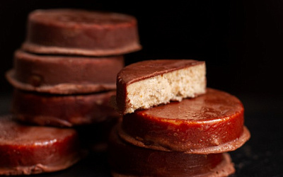 Что поесть в Калининграде на Новый год 2026 - клопсы и сладости Кёнигсберга