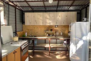 Гостевые дома Сочи с кухней в номере, "Буревестник" с кухней в номере - раннее бронирование