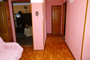 3х-комнатная квартира Старшинова 21 в Феодосии фото 15