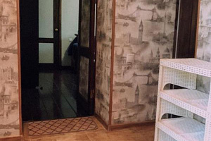 Квартиры Абхазии на месяц, 2х-комнатная Рыбзаводская 88 кв 1 на месяц - снять