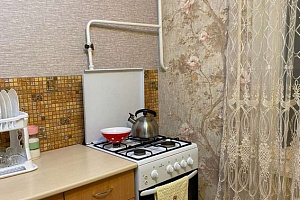 Квартиры Новошахтинска недорого, 1-комнатная Радио 44 недорого - фото