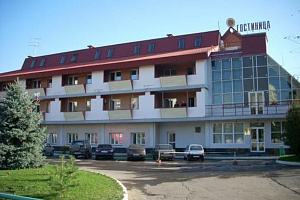 Гостиницы Саратова с парковкой, "ЗВЕЗДНЫЙ" с парковкой - фото