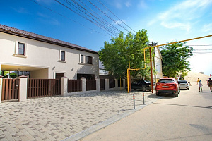 Гостевые дома Джемете с бассейном, "Villa Katalpa" с бассейном