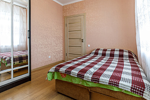 2х-комнатная квартира Перекальского 11