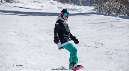 Где учиться кататься на Кавказе — курсы и трассы Домбая