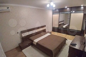 Квартиры Белгорода на месяц, 1-комнатная Есенина 40 на месяц