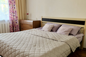 3х-комнатная квартира Матросова 6