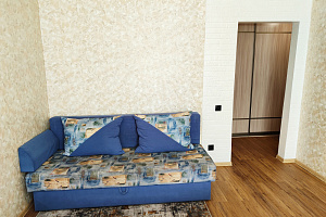 Гостиницы Хабаровска с бассейном, 1-комнатная Краснореченская 189 с бассейном - забронировать номер