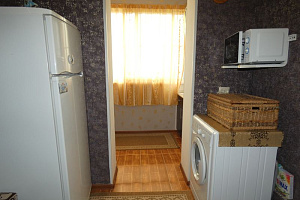 Квартиры Пицунды с кухней, 2х-комнатная Агрба 35 кв 89 с кухней - раннее бронирование