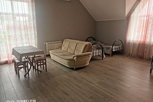 Квартиры Витязево на месяц, 2х-комнатная на земле Красноармейская 82 на месяц - снять