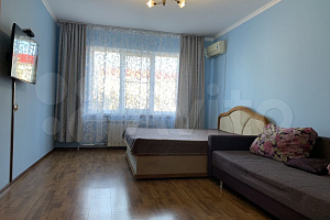 2х-комнатная квартира Грибоедова 48