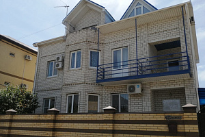 Гостевые дома Витязево с бассейном, "Елизавета" с бассейном