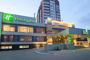 Гостиницы Челябинска у парка, "Holiday Inn Chelyabinsk-Riverside" у парка - фото