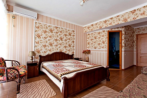 &quot;Лонгвина&quot; гостевой дом в Малореченском (Алушта), ул. Дижа, 2 фото 5