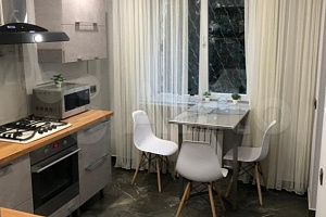 2х-комнатная квартира Еськова 1