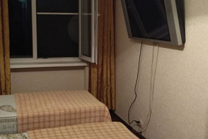 Отдых в Новом Афоне на карте, комната в 3х-комнатной квартире Лакоба 32 на карте - раннее бронирование