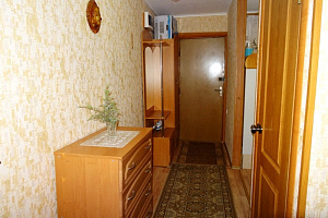 Квартиры Феодосии в центре, 1-комнатная Южная 11 в центре - фото