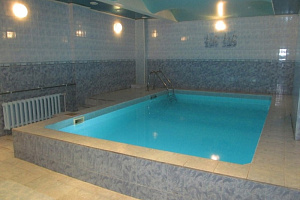 Гостиницы Череповца с бассейном, "Любисток" с бассейном