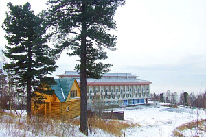 Гостиницы Листвянки у озера, "Байкал"