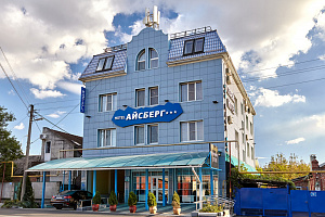 Гостиницы Краснодара рядом с пляжем, "Айсберг" рядом с пляжем - фото