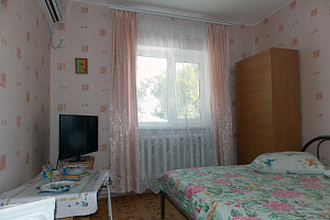 Гостевые дома Анапы с собственным пляжем, Черноморская 54 с собственным пляжем - забронировать номер