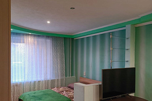 2х-комнатная квартира Большая Санкт-Петербургская 102