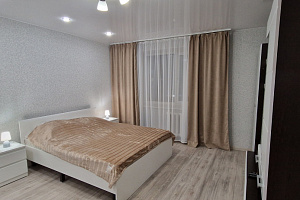 Гостиницы Вологды с сауной, 1-комнатная Окружное 24а с сауной - фото
