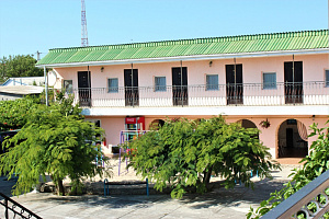 Комната в , "Green House"