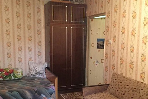Гостиница в , комната под-ключ ул. Советская - фото