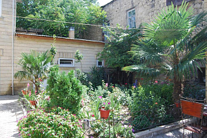 Гостевые дома Дербента с бассейном, "Taxta Kapi" с бассейном - цены