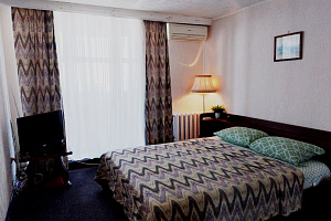 Парк-отели Самары, 3х-комнатная Молодогвардейская 240 парк-отель - цены