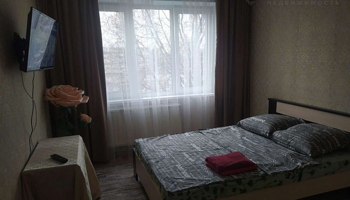 2х-комнатная квартира Максима Горького 26 в Сланцах - фото 1
