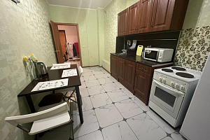Гостиницы Новосибирска у озера, 1-комнатная Танковая 36 у озера - раннее бронирование