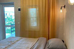 Квартиры Адлера с видом на море, квартира-студия Тимашевская 78 с видом на море