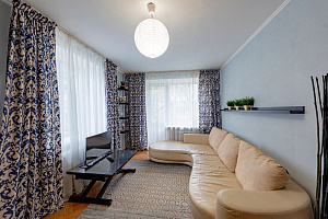 Квартира в , "RELAX APART вместимостью до 4 человек с балконом" 2х-комнатная - цены