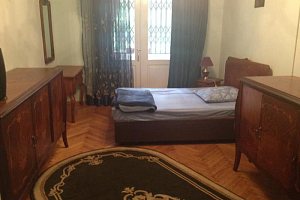 Квартиры Абхазии летом, 4х-комнатная Кодорское шоссе 61 кв 15 летом - фото