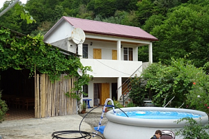 Гостевые дома Лдзаа с бассейном, "Апельсиновый рай" с бассейном - фото