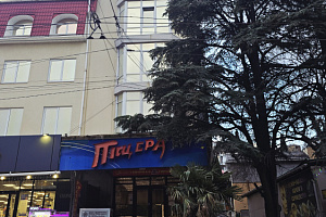 "Пещера" отель