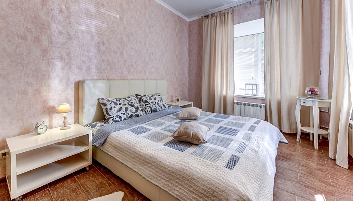 2-комнатная квартира Казанская 15 в Санк-Петербурге  - фото 1