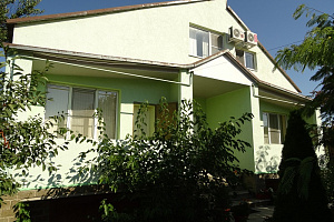 Гостевые дома Азовского моря с бассейном, Зеленый 9 с бассейном