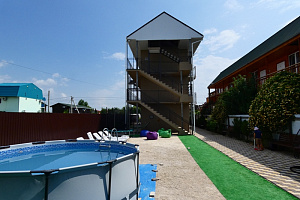 Гостевые дома Феодосии с бассейном, "Майами" с бассейном - раннее бронирование