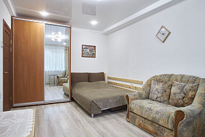 1-комнатная квартира Генерала Петрова 12