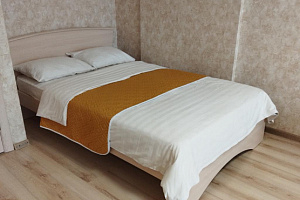 Гостиницы Ижевска с термальными источниками, 1-комнатная Парковая 7 с термальными источниками