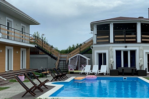 Отели Заозерного с бассейном, "Наша дача" мини-отель с бассейном - фото